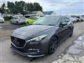 2016 Mazda Axela
