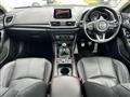 2016 Mazda Axela