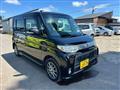 2012 Daihatsu Tanto