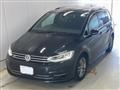 2017 Volkswagen Golf Touran