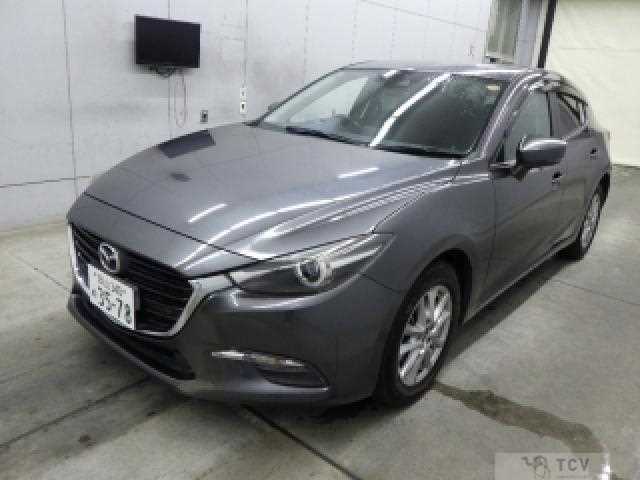 2016 Mazda Axela