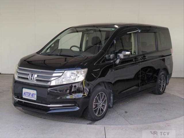 2013 Honda Step WGN
