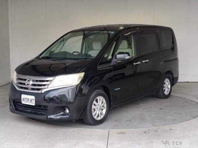 2013 Nissan Serena