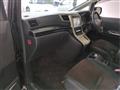 2013 Toyota Alphard G