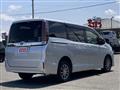 2017 Toyota Noah
