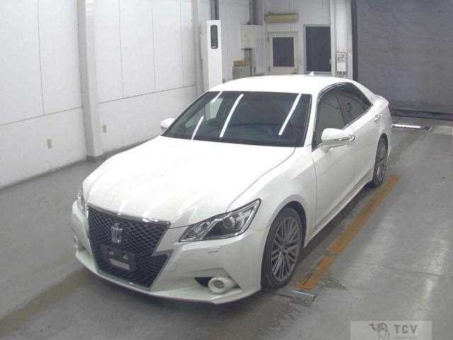 2014 Toyota Crown