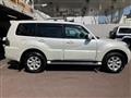 2017 Mitsubishi Pajero