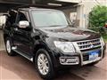 2016 Mitsubishi Pajero
