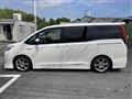 2014 Toyota Noah