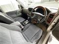 2002 Mitsubishi Pajero