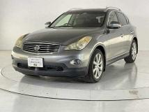2013 Nissan SKYLINE CROSSOVER