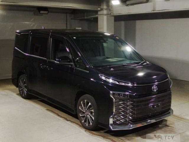 2023 Toyota Voxy
