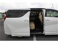 2018 Toyota Alphard Hybrid