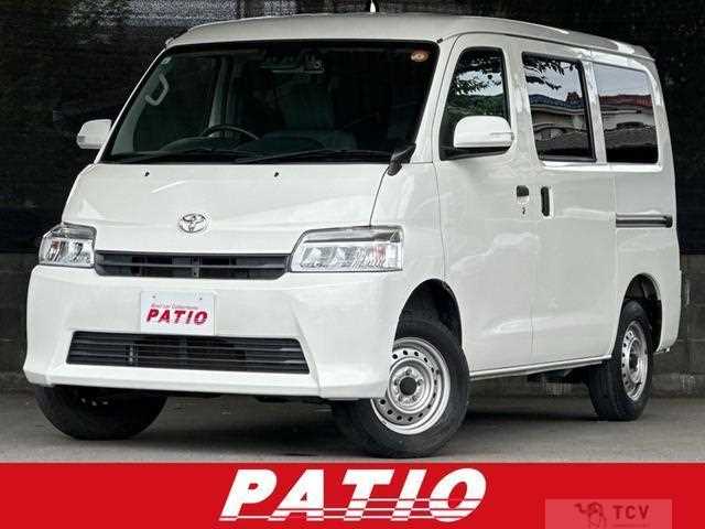 2022 Toyota Townace Van