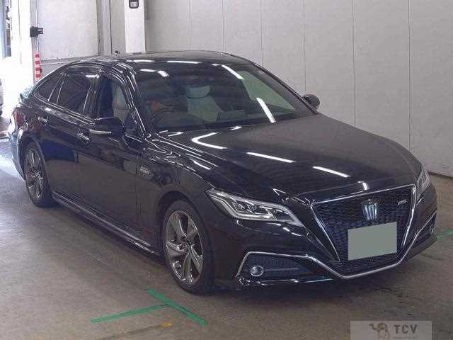 2018 Toyota Crown Hybrid