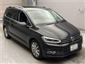 2016 Volkswagen Golf Touran