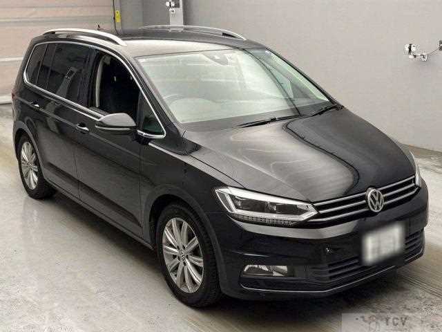 2016 Volkswagen Golf Touran