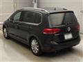 2016 Volkswagen Golf Touran
