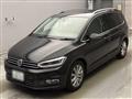 2016 Volkswagen Golf Touran