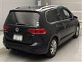 2016 Volkswagen Golf Touran