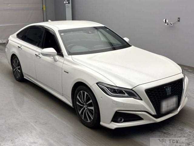 2020 Toyota Crown Hybrid