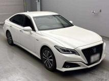 2020 Toyota Crown Hybrid