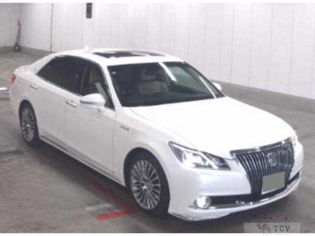 2013 Toyota Crown Majesta