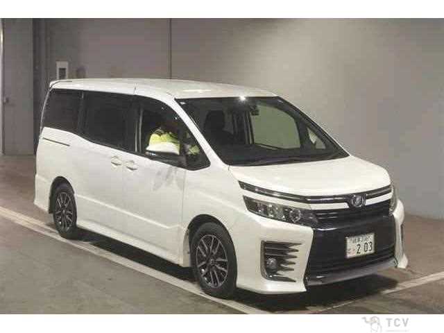 2017 Toyota Voxy