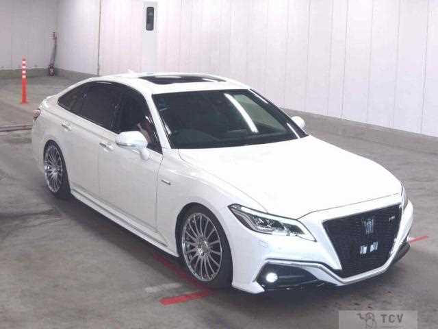 2018 Toyota Crown Hybrid