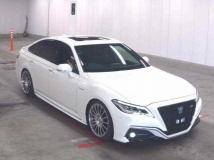 2018 Toyota Crown Hybrid