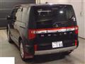 2019 Mitsubishi Delica D5