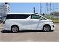 2015 Toyota Vellfire