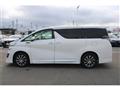 2015 Toyota Vellfire