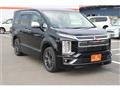 2019 Mitsubishi Delica D5