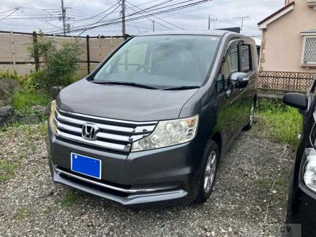 2013 Honda Step WGN