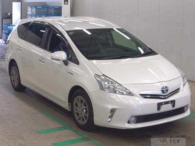 2013 Toyota PRIUS α
