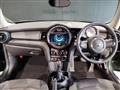 2017 BMW MINI