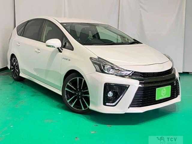 2017 Toyota PRIUS α