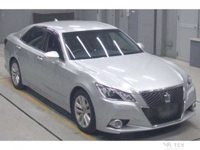 2015 Toyota Crown
