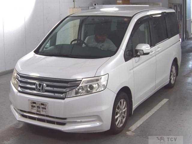 2014 Honda Step WGN