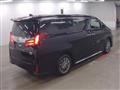 2022 Toyota Alphard Hybrid