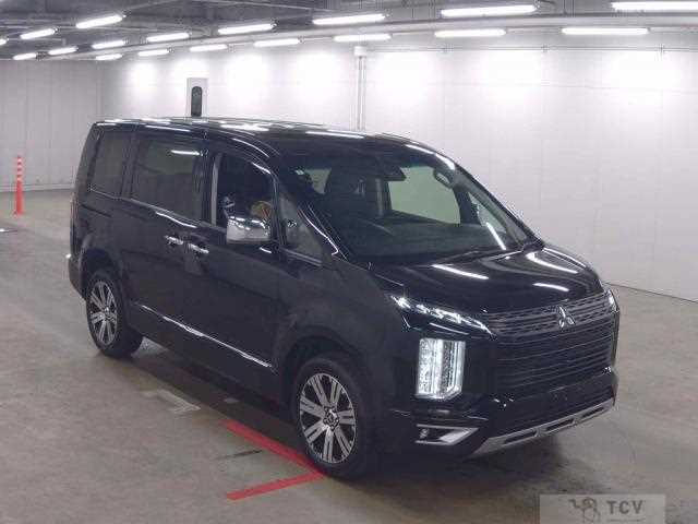 2023 Mitsubishi Delica D5