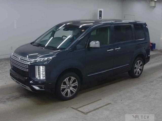 2023 Mitsubishi Delica D5