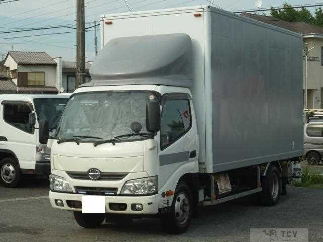 2015 Hino Dutro