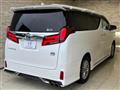 2019 Toyota Alphard Hybrid