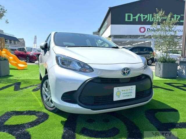 2023 Toyota AQUA