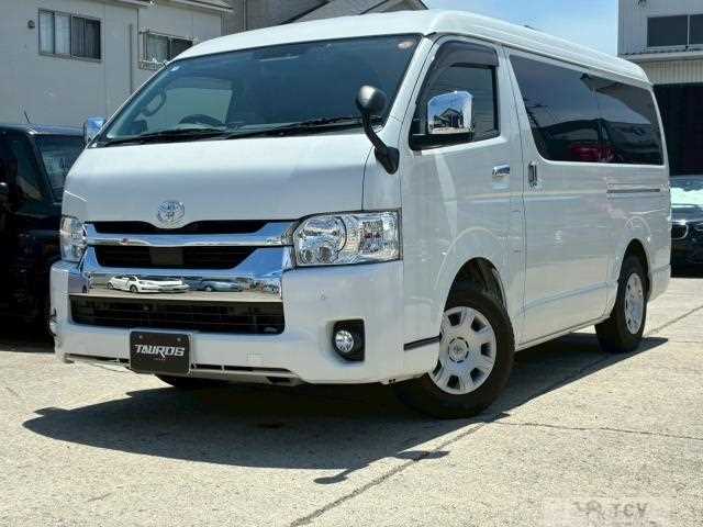 2020 Toyota Hiace Wagon