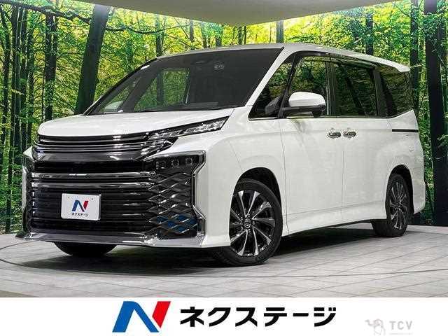 2022 Toyota Voxy