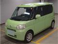 2011 Daihatsu Tanto