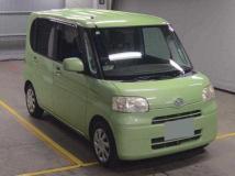 2011 Daihatsu Tanto